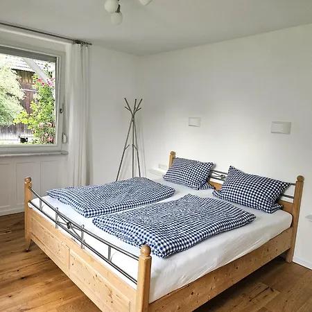 Appartement Schoene, Gemuetliche In Mit Garten Stahringen